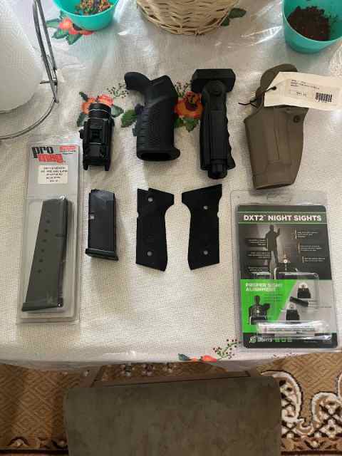Lot of accessories fs!