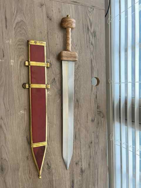 Pompeii Gladius with scabbard