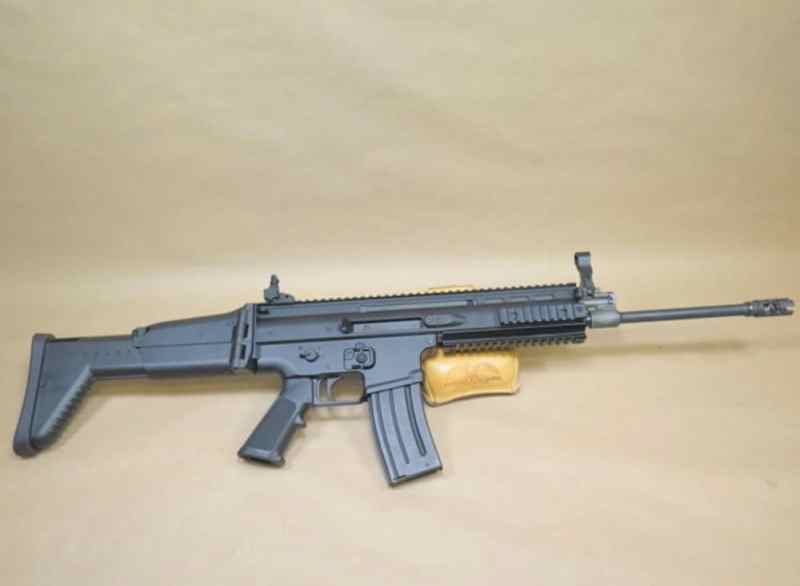 FN Scar 16S 5.56 Like New