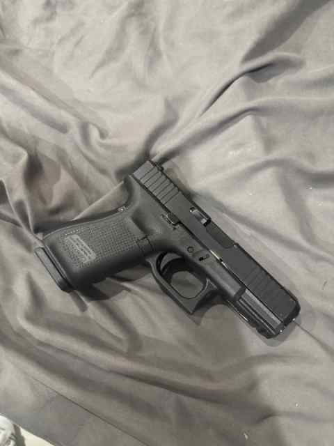 selling glock 19 gen 5 obo