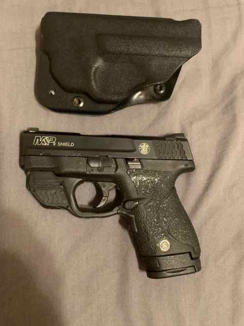 M&amp;P 9mm