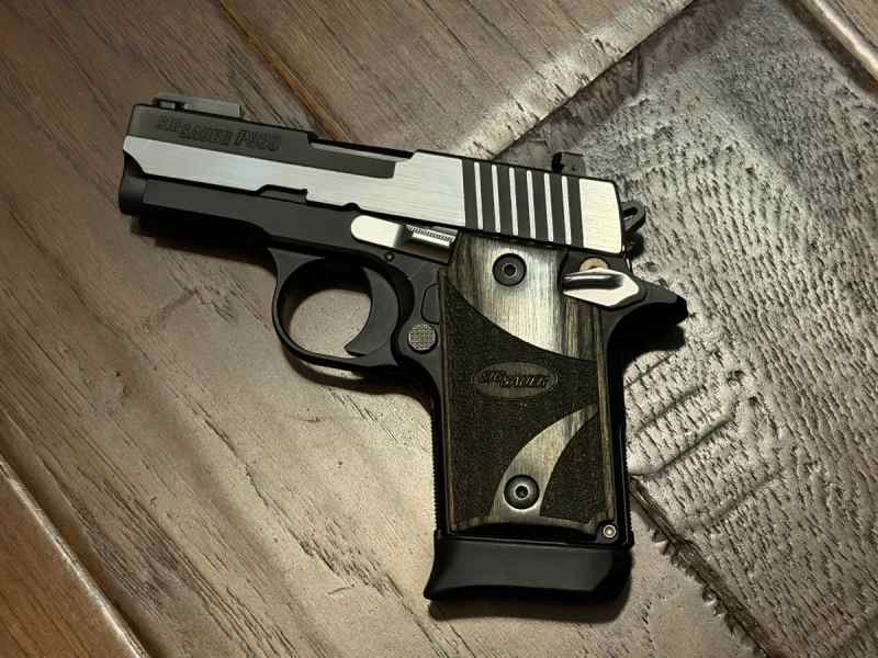 Sig Sauer P938 Equinox