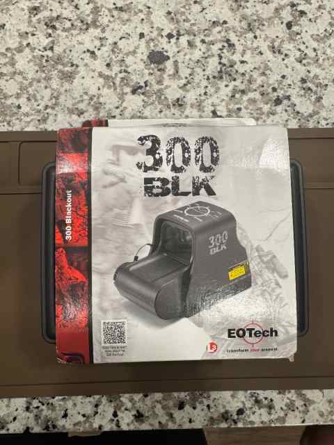 L3 EOTech 300blk